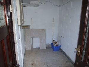 Entrance store - click for photo gallery